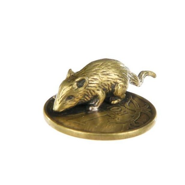 Amulette de souris de portefeuille avec une pièce de monnaie pour la bonne chance en matière d'argent